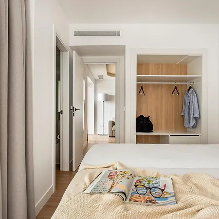 B48 Feria Apartahotel Valencia