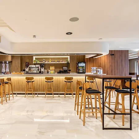 B48 Feria Apartahotel Valencia